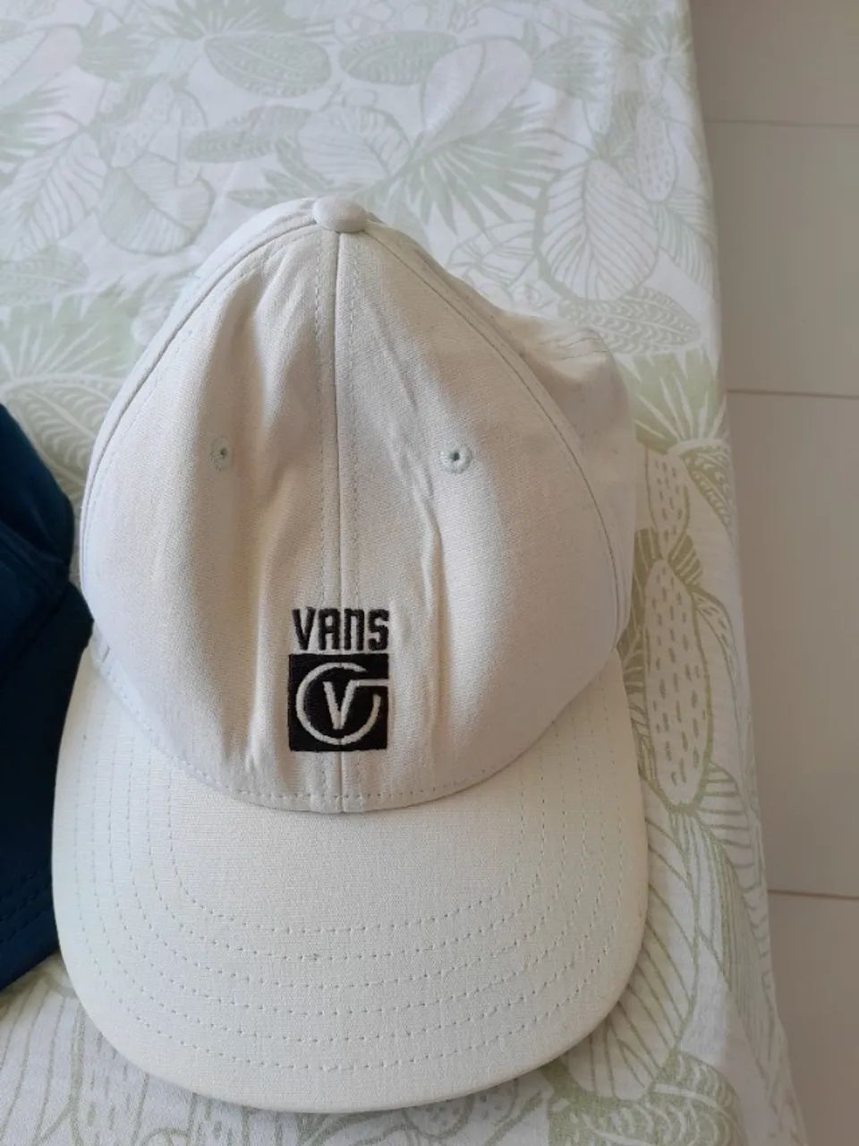 2 Bonés, NIKE E VANS - Foto 2