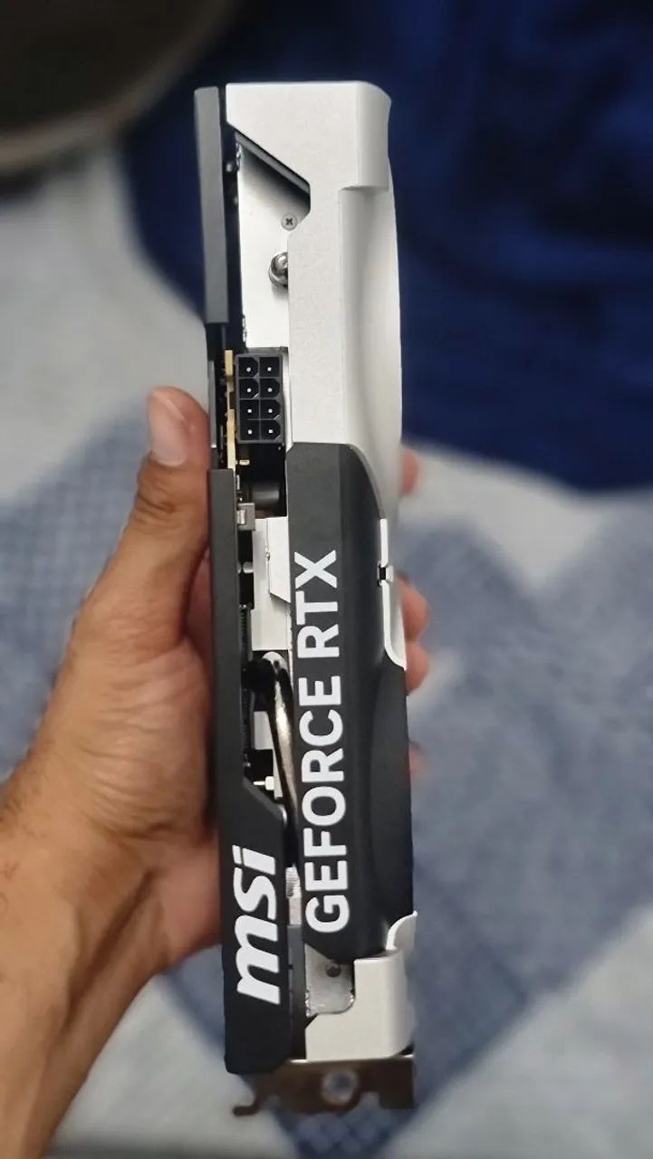 Placa de Vídeo MSI RTX 5060 Ventus 2X - ANALISO TROCAS - Foto 5