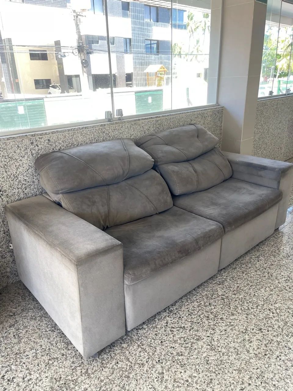 Sofá 2 Lugares Cinza - Estrutura Boa - R$ 350