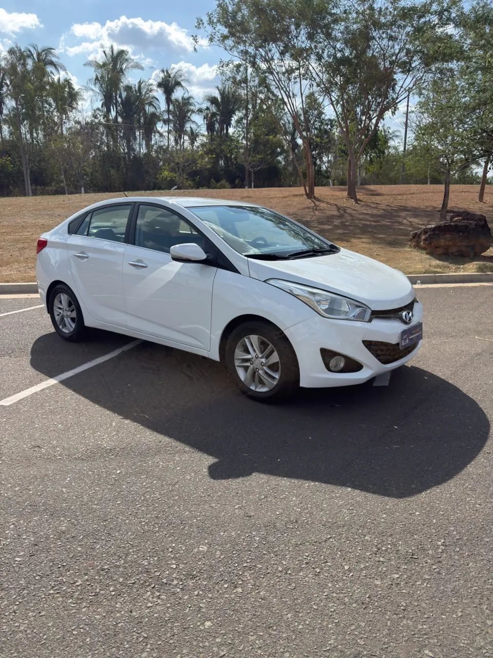 Hyundai Hb20S 1.6 PREMIUM 16V FLEX 4P AUTOMÁTICO 2014
