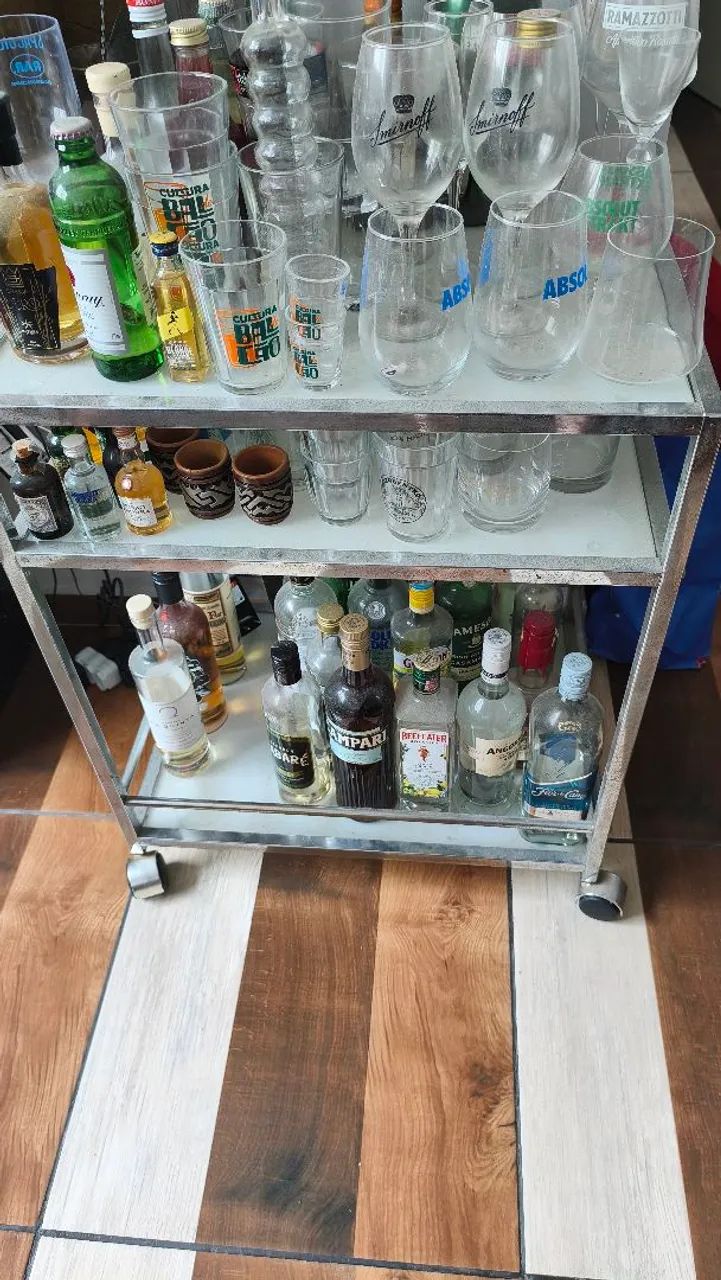Glass Tempered Bar Cart Tok Stok R$300