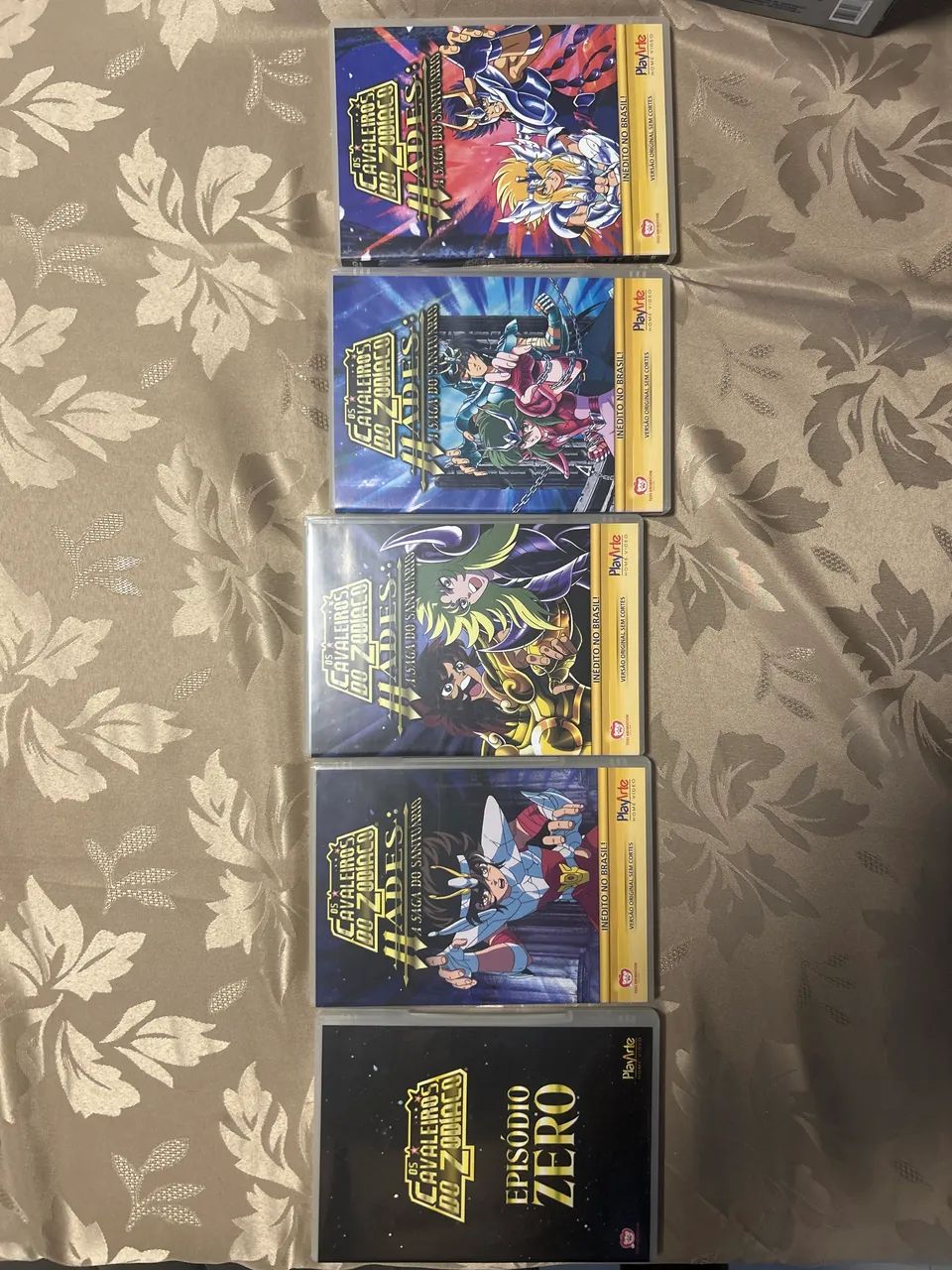 Cavaleiros do Zodiaco - Box Saga Classica e Box Hades (Santuario