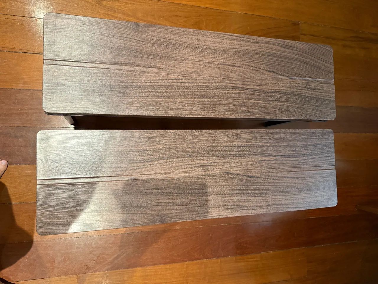 Conjunto de 1 mesa e 2 bancos - Foto 2
