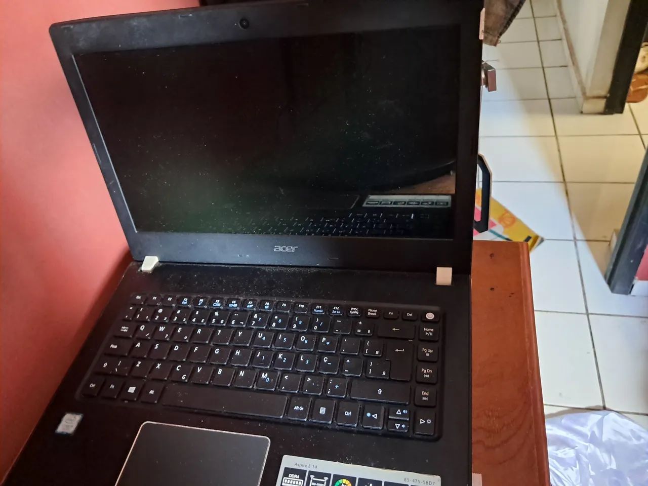 Acer Aspire E 14 - Foto 2