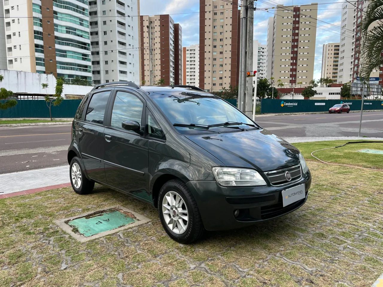 Fiat Idea ELX 1.4 MPI Fire Flex 8V 5P 2009 - Foto 3