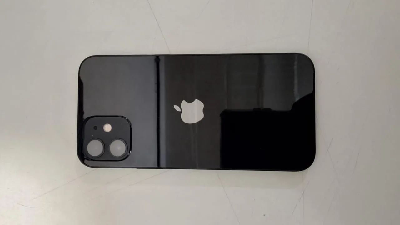 Vendo este celular iPhone 12 - Foto 2