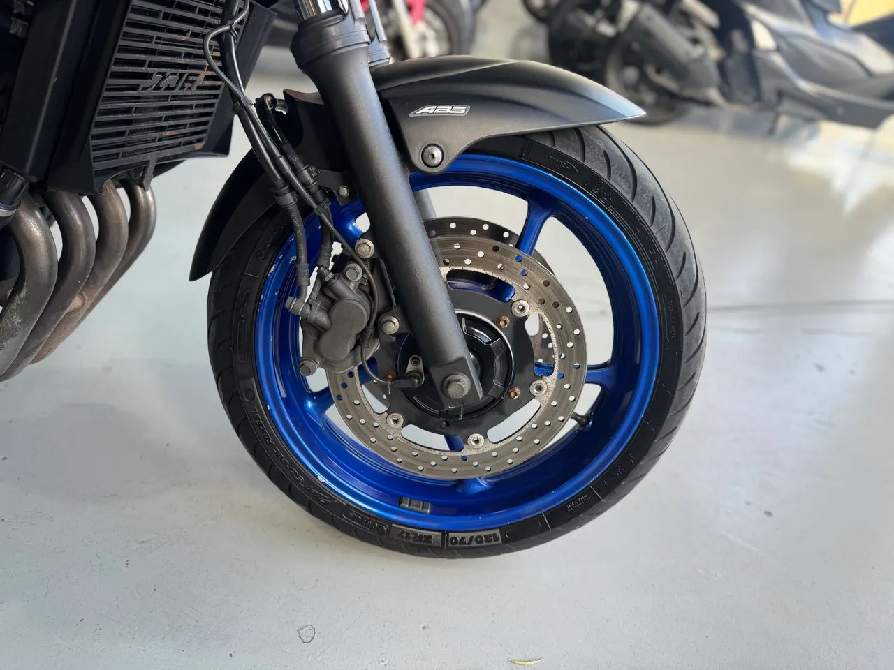 Yamaha XJ6 N/ABS 2018 - Foto 4