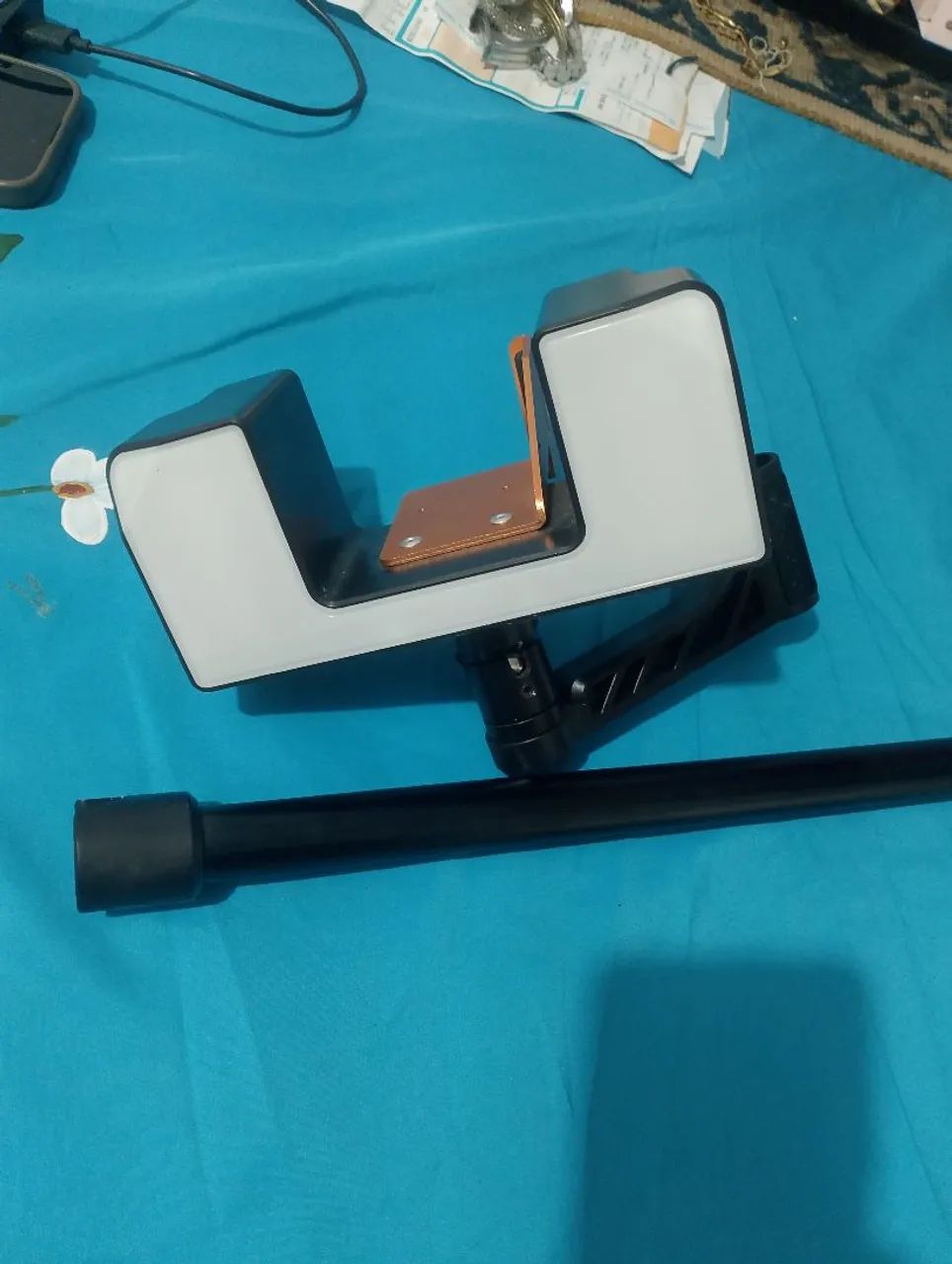 flash externo com base para câmera