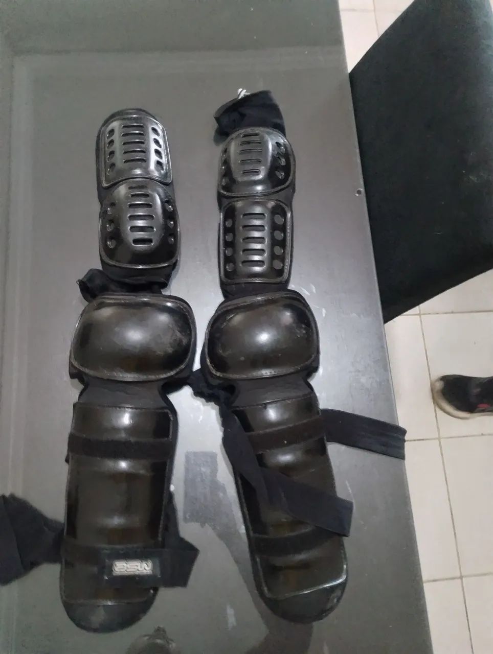 Cotoveleira e tornozeleira  - Foto 2