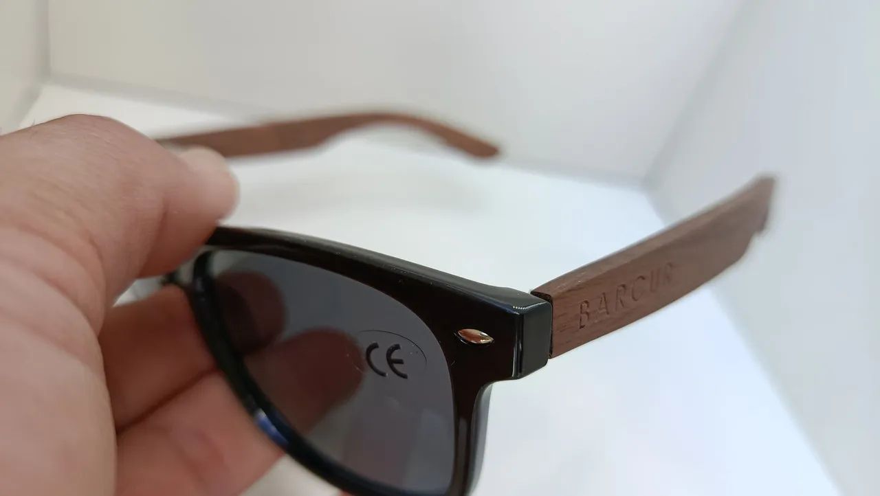 Oculos de Sol BARCUR® Com Hastes em Bambu Com Lentes pretas Polarizadas - Envio Grátis