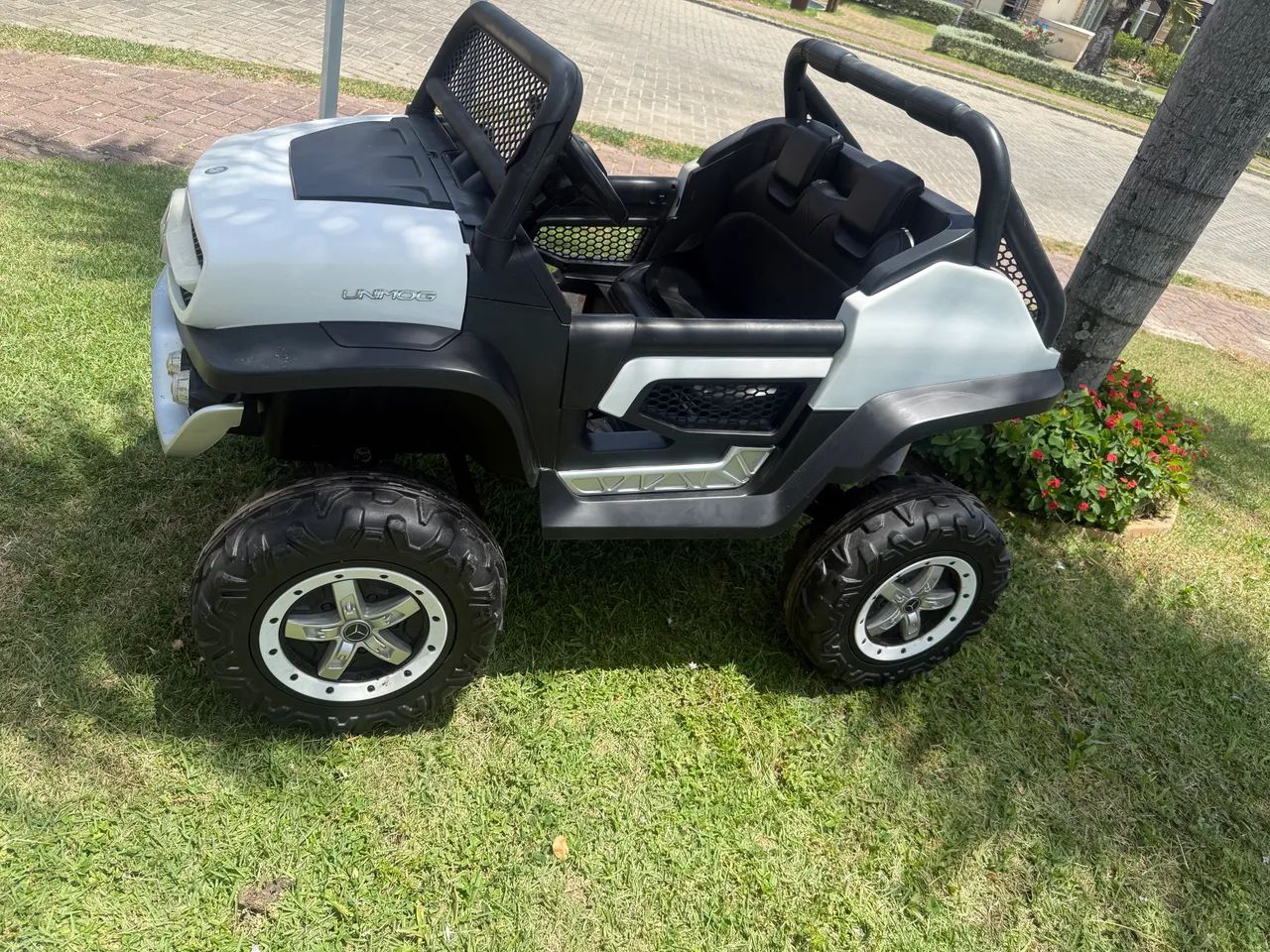 Carro elétrico infantil Mercedes  - Foto 4