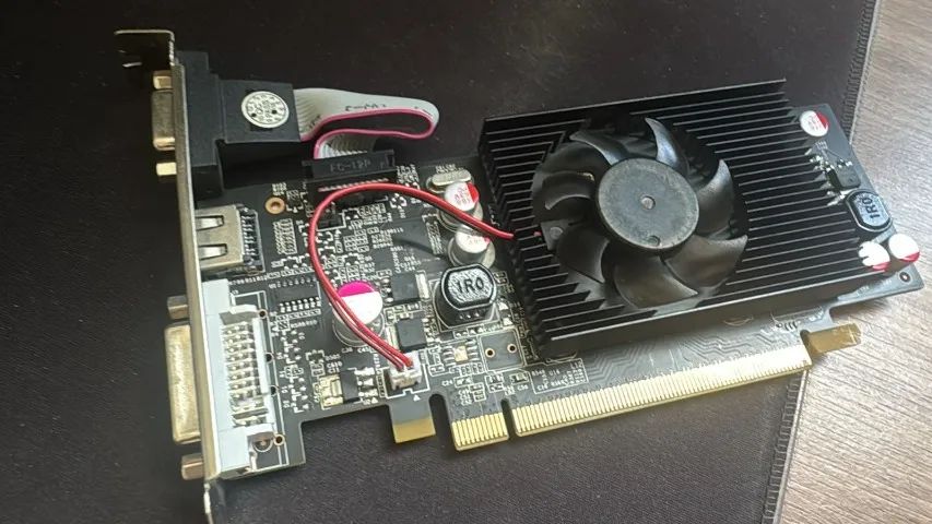 Placa de Vídeo Geforce G210 - Foto 4