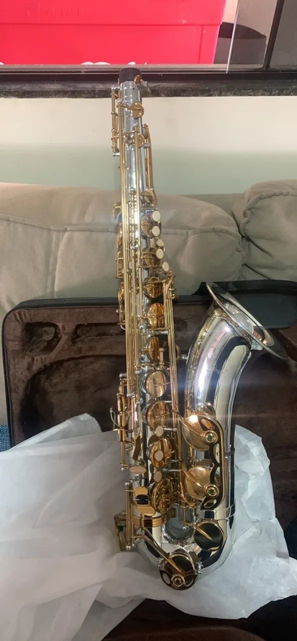 Saxofone tenor 