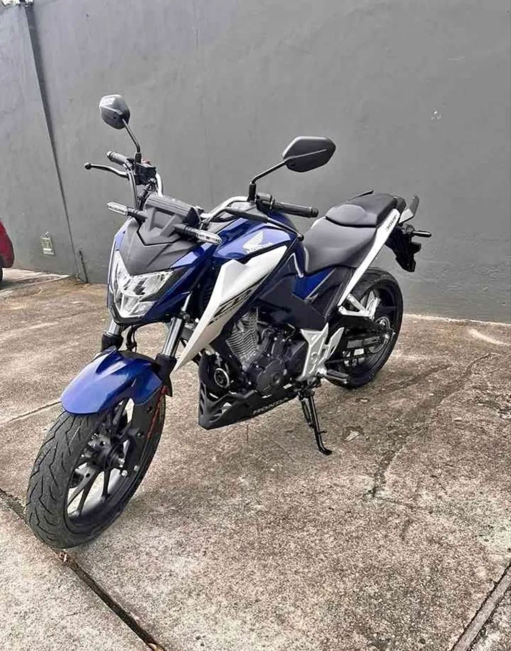CB 300
