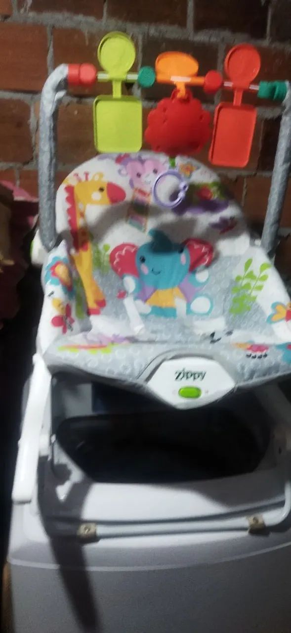 Cadeira balanço com vibração  - Foto 3