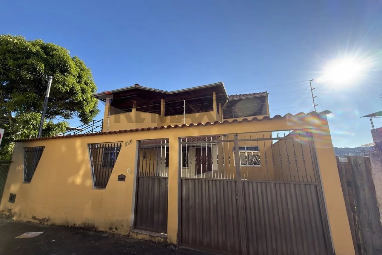 Casa com 3 Quartos, Amplo Terraço e Quintal no Encosta do Sol - Foto 2