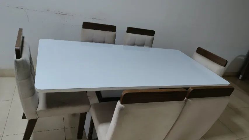 Conjunto de Jogo de Mesa com Cadeiras