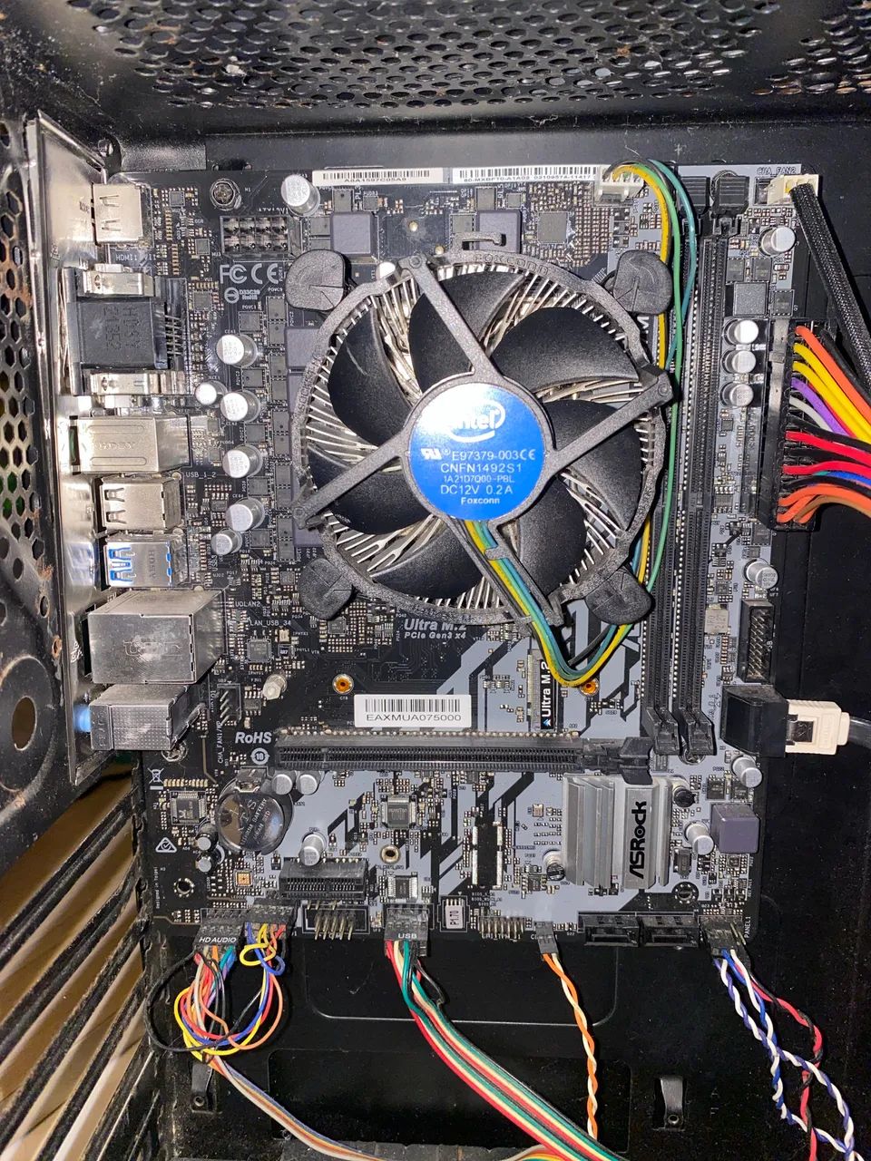 Placa mãe ASROCK + Processador I3 de 10ª