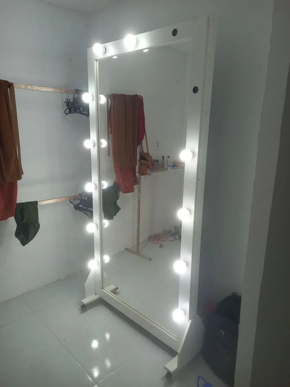 Espelho grande com led 2,08M X 1,00M - Foto 2