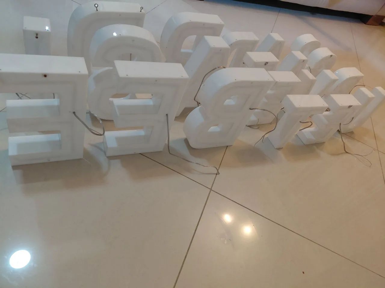 Letras Caixa Acrílico Branco com Led - Foto 3