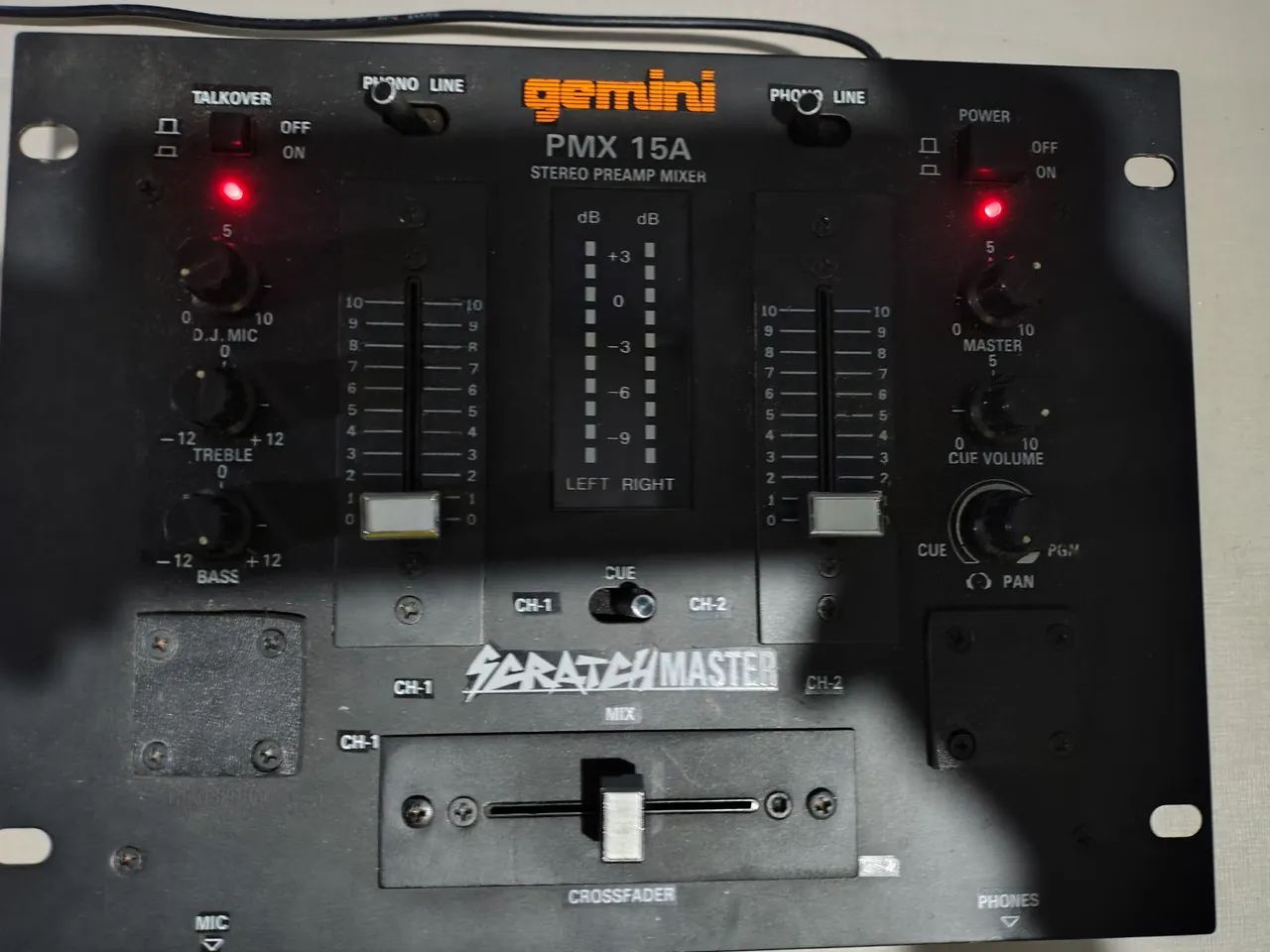 Controladora Denon DN-HC1000S ( Acessório Serato) - Instrumentos