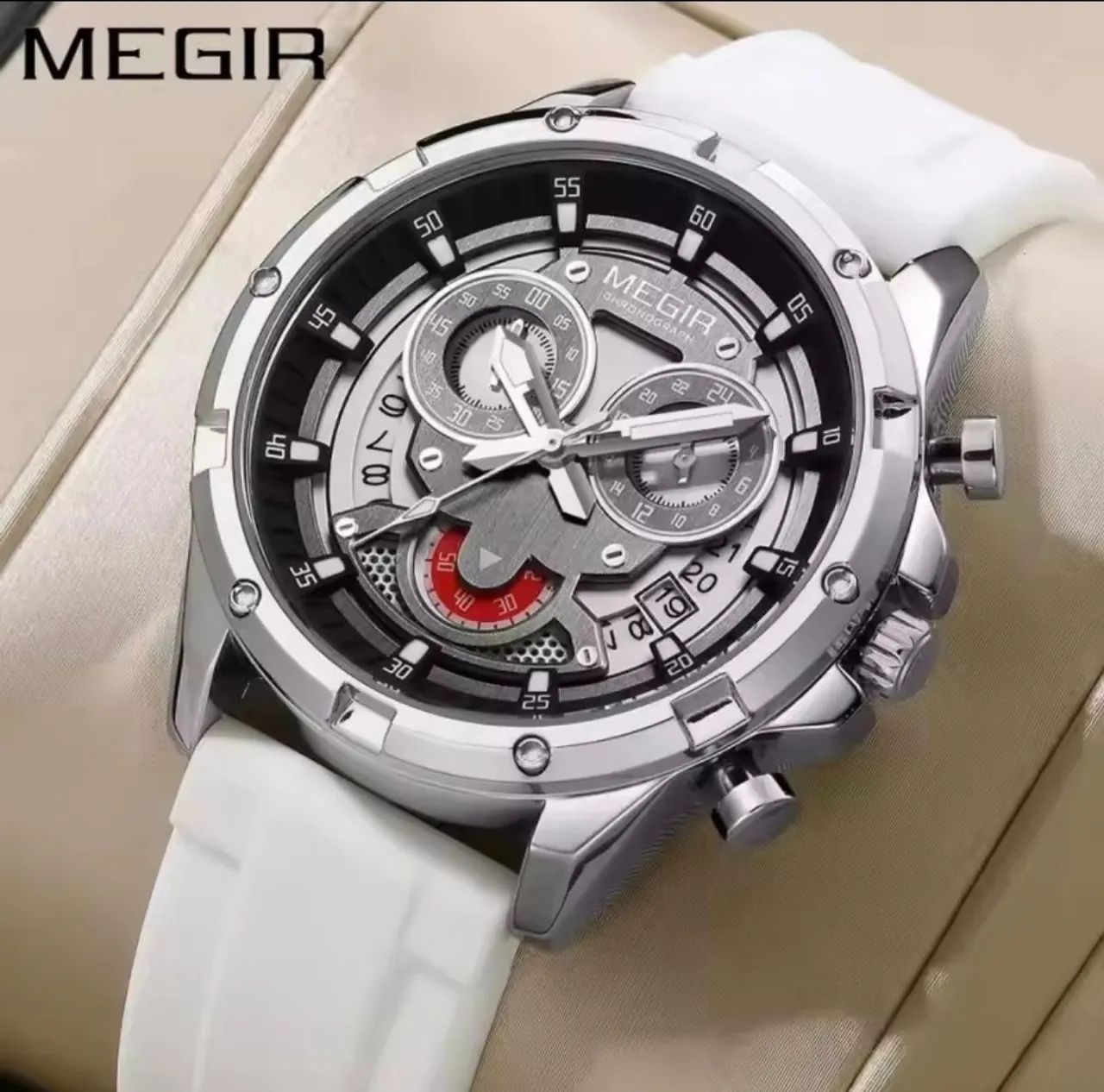 Relógio ?MEGIR 2248 - Elegância e Atitude no Seu Pulso<br>