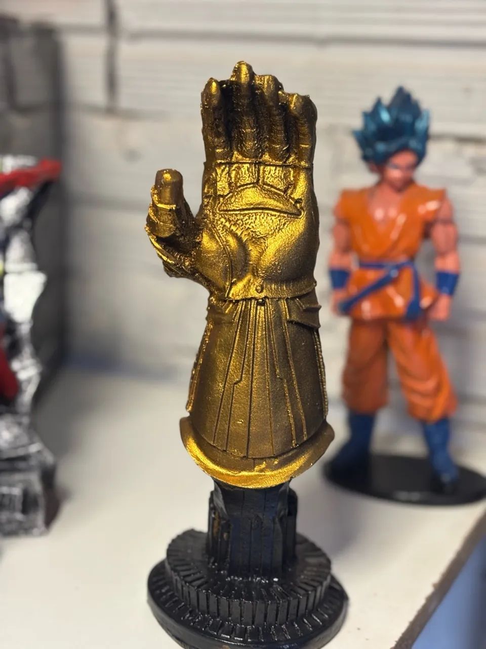 Manopla do Thanos Actions Figures - Resina - Foto 3