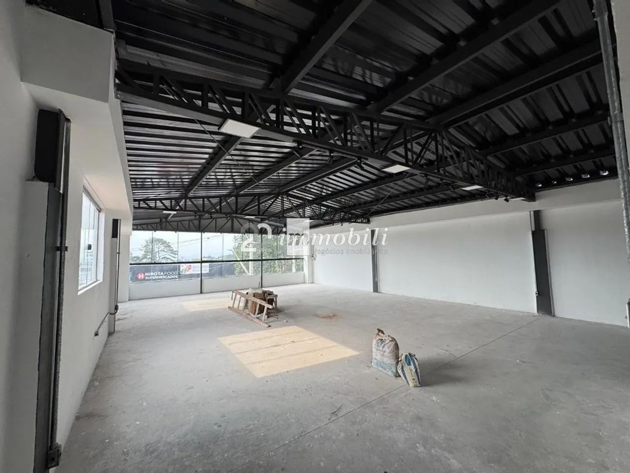 Sala para alugar em Cotia, Granja Viana, com 320 m² - Foto 5