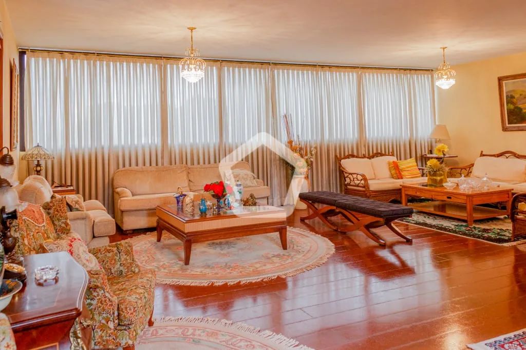 Apartamento em Moema