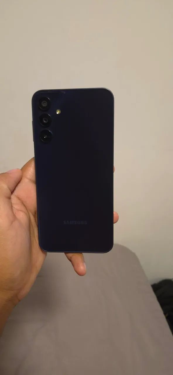 Vendo celular a15 5g 256gb 8gb - Foto 3