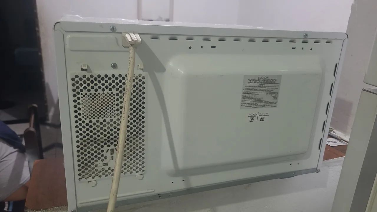 Vendo micro-ondas panasonic 32L 110V funcionando perfeitamente  - Foto 5