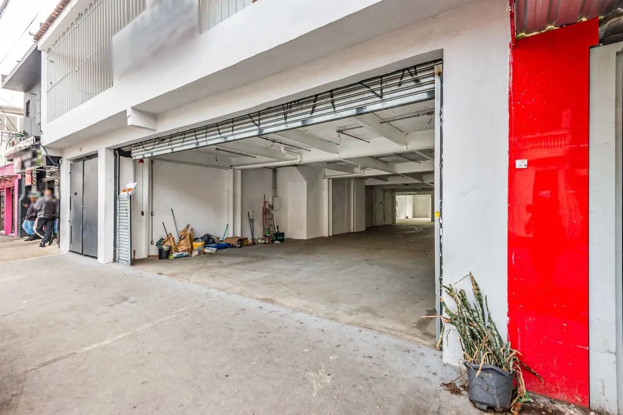Prédio comercial na Rua Rubens Reis Rezende, 180  620 m² - Foto 2