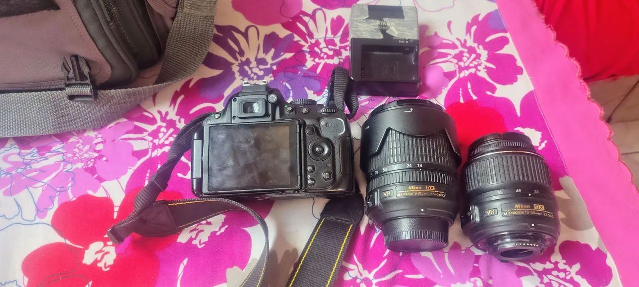 Vendo kit de câmera Nikon 5100