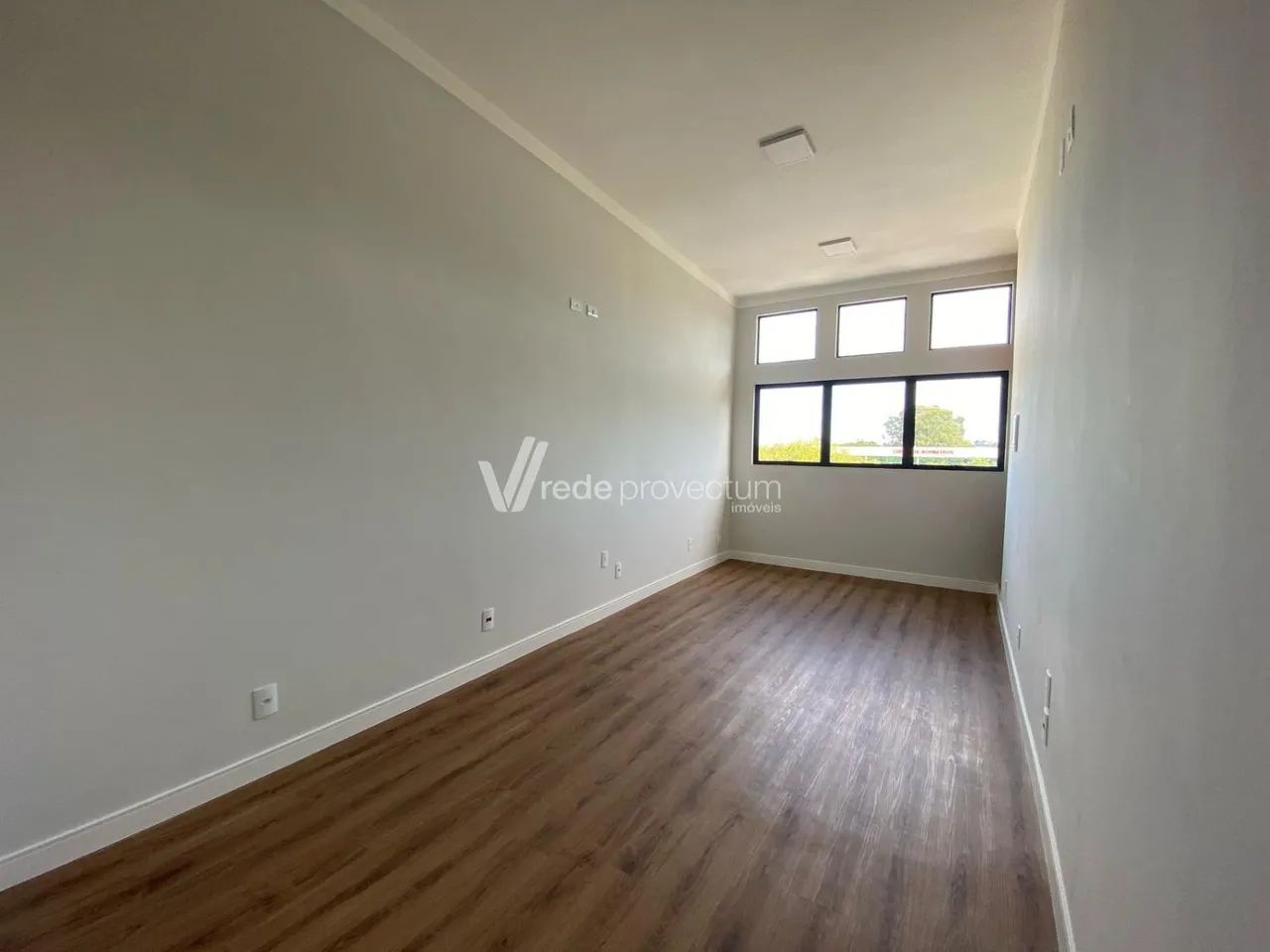 Sala Comercial para alugar no Jardim do Lago