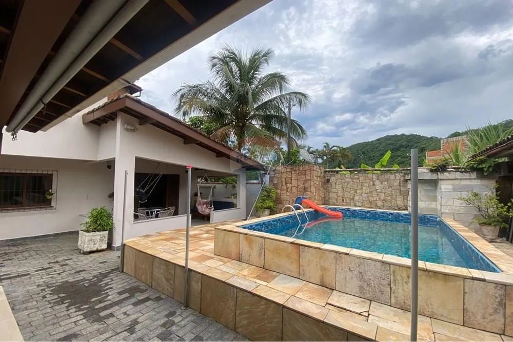 Casa com Piscina para comprar na Praia do Tombo - Foto 4