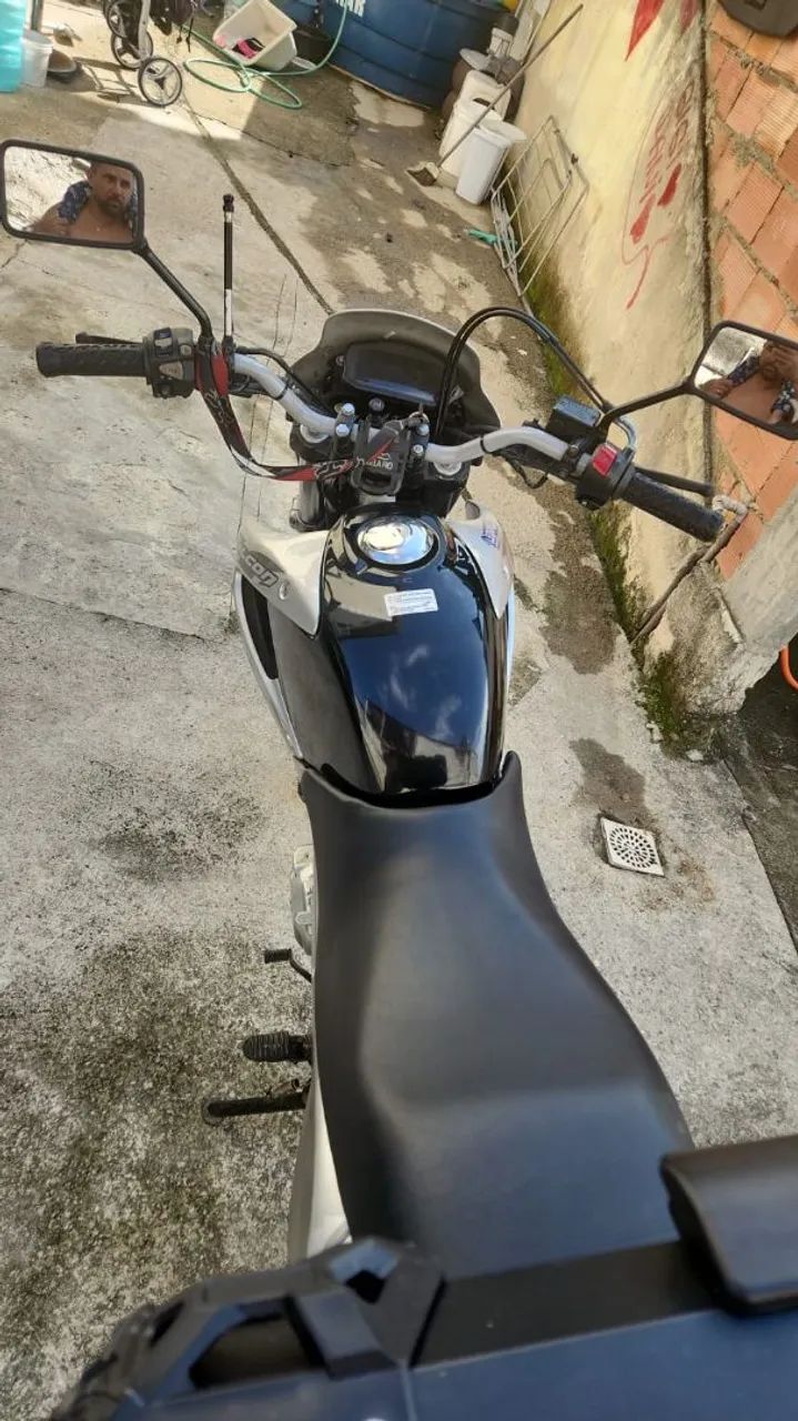 FALCON 400 ANO 2001  - Foto 4
