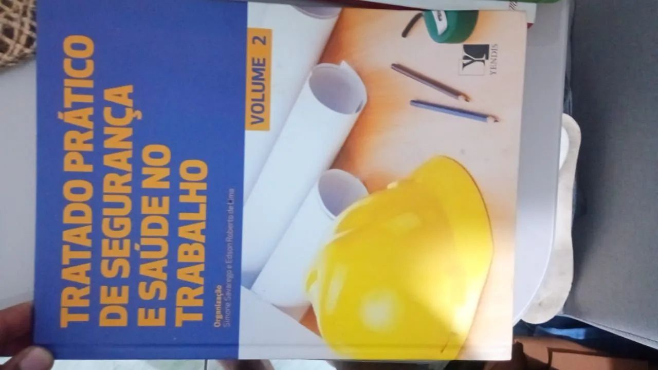 Livro  - Foto 5