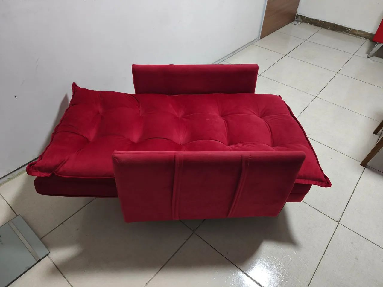 Duas poltronas, uma reclinável com puff - Foto 4