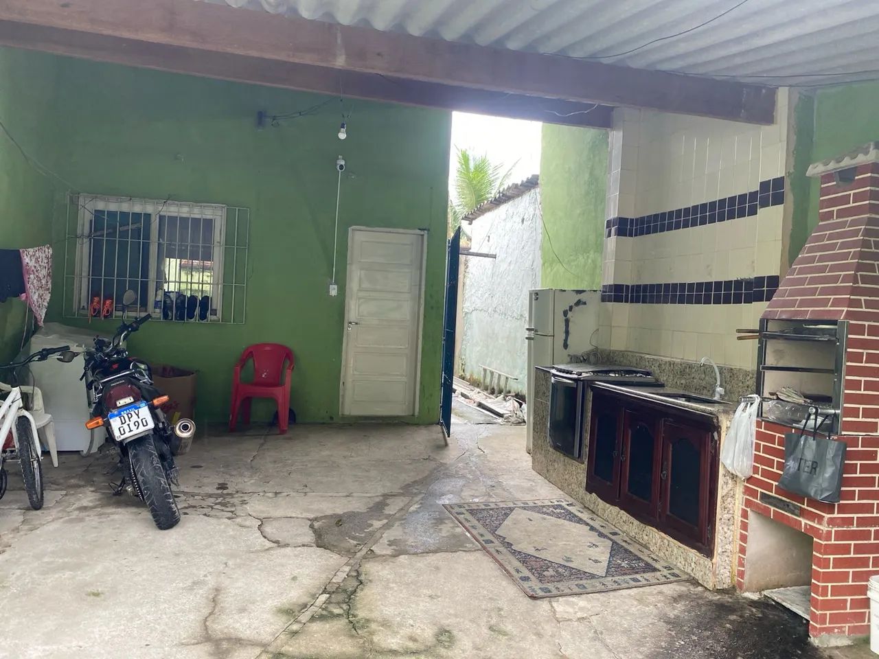 Vende se casa  