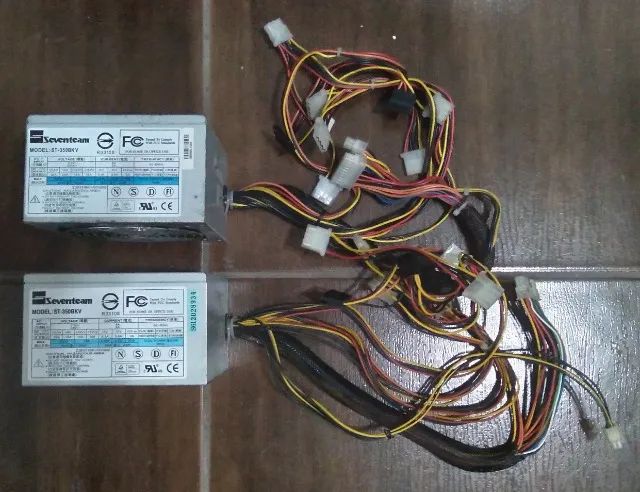 Vendo 2 Fontes Seventeam ST-350BKV - Foto 3