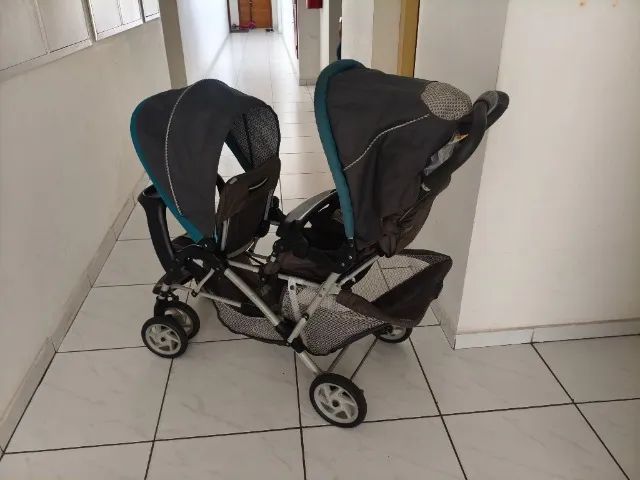 Carrinho de bebê para gêmeos - Foto 4