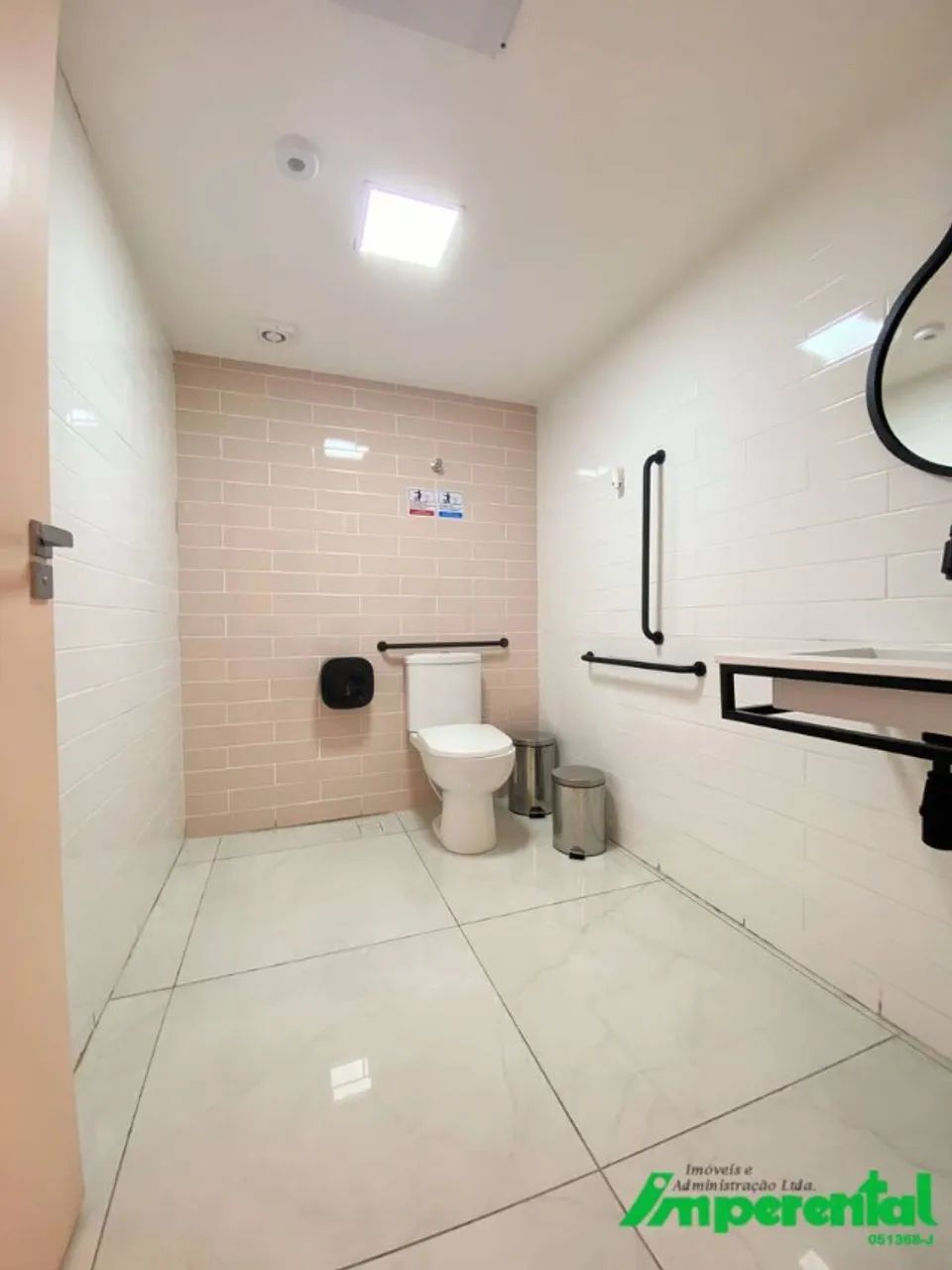 Ponto Comercial para Cafeteria/Confeitaria - Totalmente Equipado - Foto 4