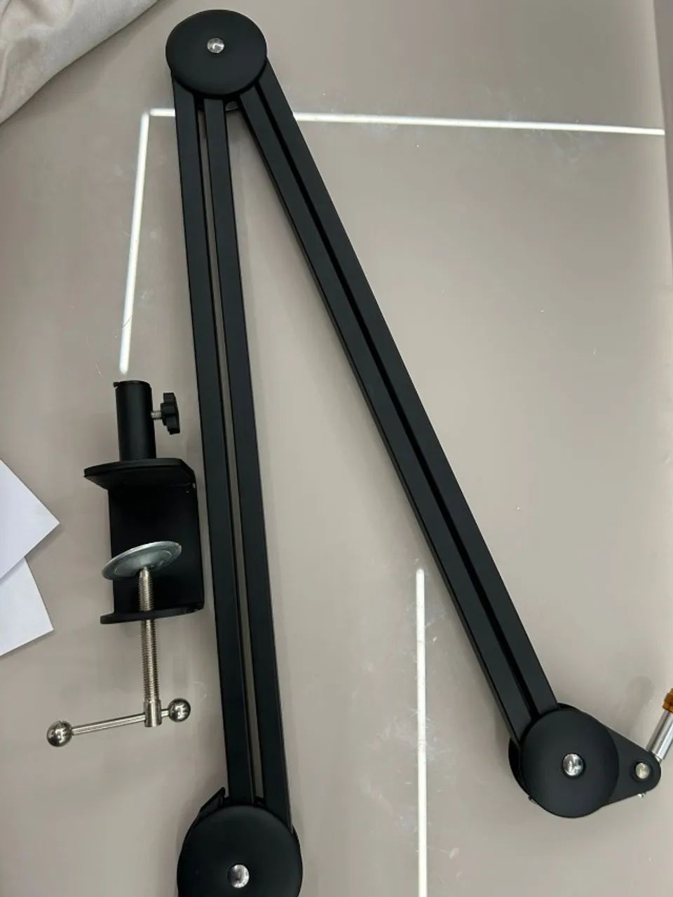 Suporte Braço Articulado Profissional 50cm - Mola Interna (Até 1.6kg) - Foto 4