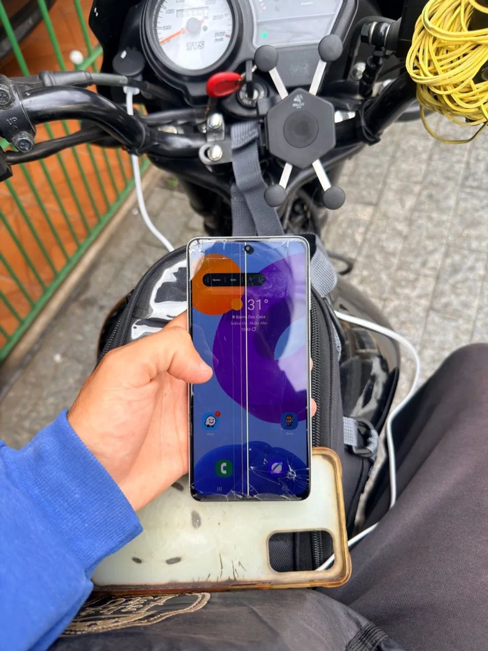 Galaxy M52