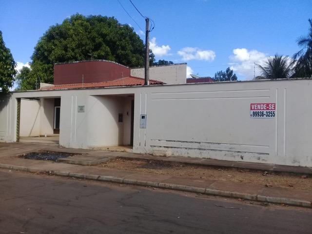 Casa jardim Aureni 3 4 quartos sendo 2 suítes ótima 600mts de área construída
