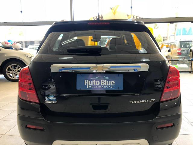 TRACKER LTZ, CARRO iGUAL A NOVO! - Foto 4