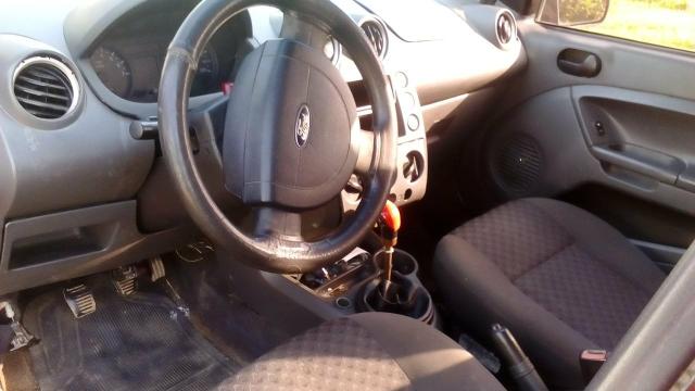 Ford Fiesta - Foto 5