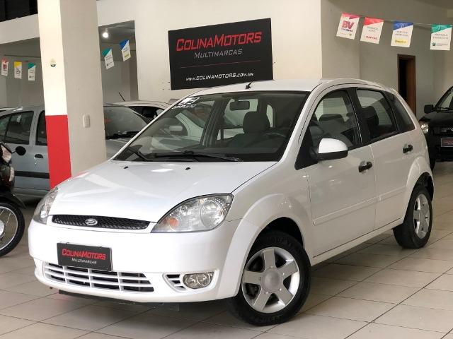 Fiesta Hatch *Completo + Rodas Liga Leve