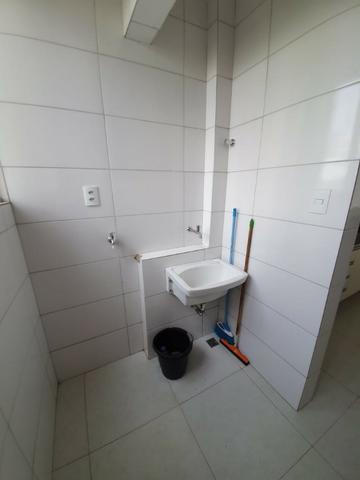 Alugo Lindo Edifício Atalaia com 2/4 - Foto 10