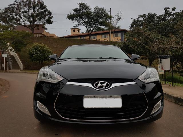 Veloster - Hyundai - Foto 2